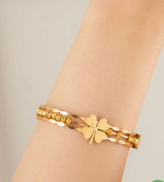 Çelik Dorikalı Yonca Gold Bileklik 